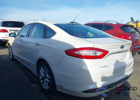 2015 Ford Fusion Se z USA, uszkodzony, nr VIN 3FA6P0H72FR221105